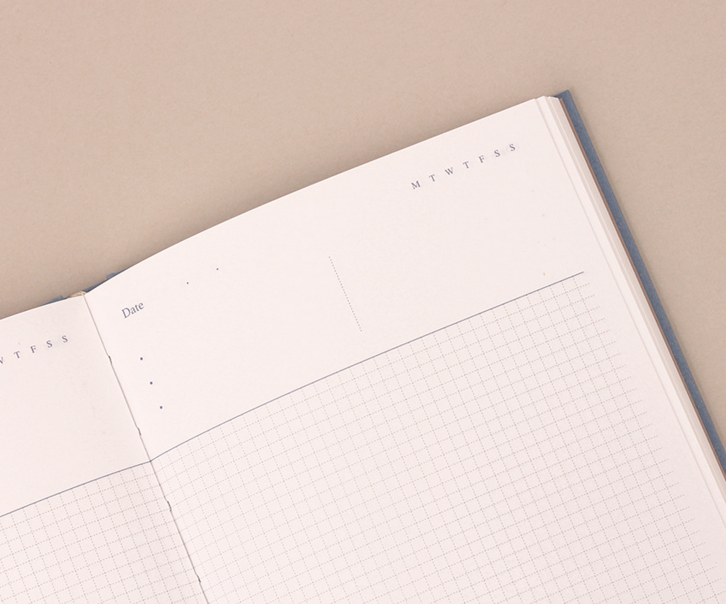 Day;Flow Daily Diary Dash and Dot 6 Planner, Journal, Diary Hunter & The Scholar