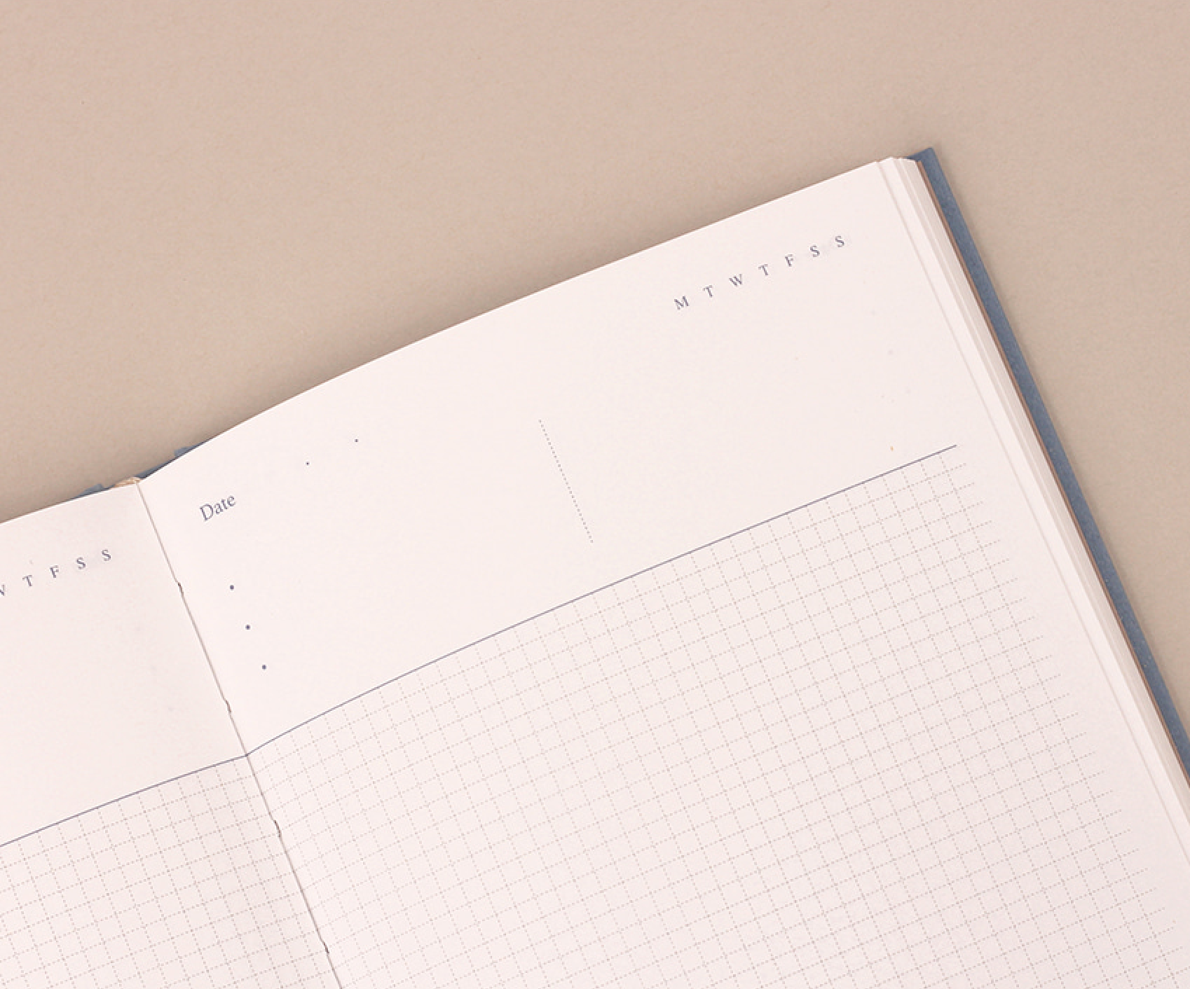 Day;Flow Daily Diary Dash and Dot 6 Planner, Journal, Diary Hunter & The Scholar