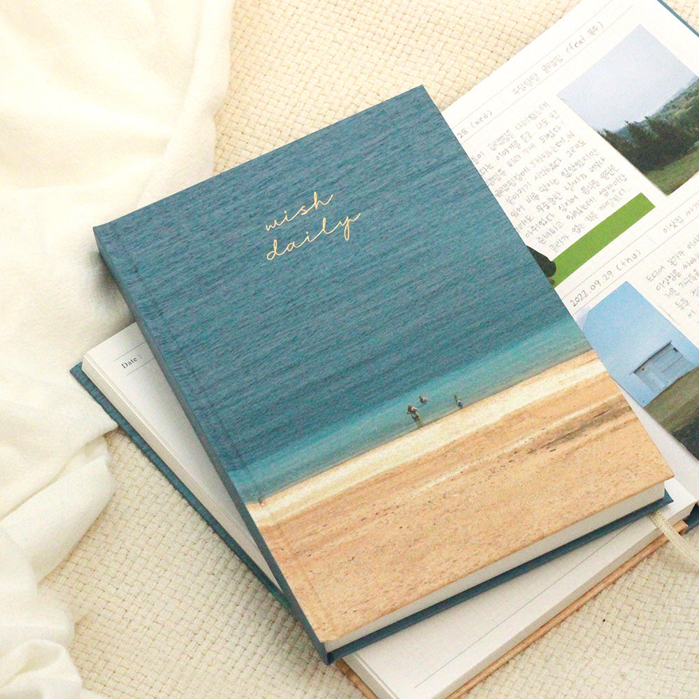 Wish Daily Diary ver. 2 Dash and Dot 3 Planner, Journal, Diary Hunter & The Scholar
